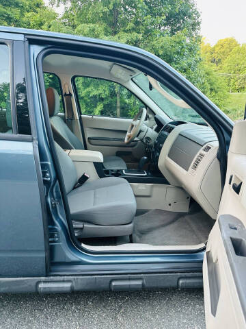 2010 Ford Escape XLS