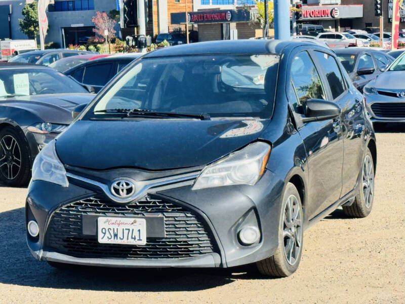2016 Toyota Yaris 5-Door SE