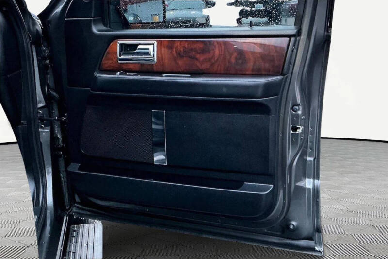 2017 Lincoln Navigator L Select