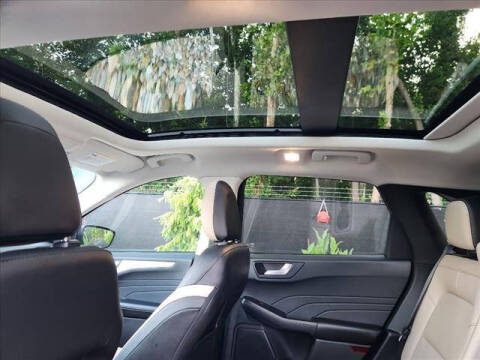 2022 Ford Escape SEL