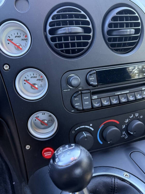 2006 Dodge Viper SRT-10