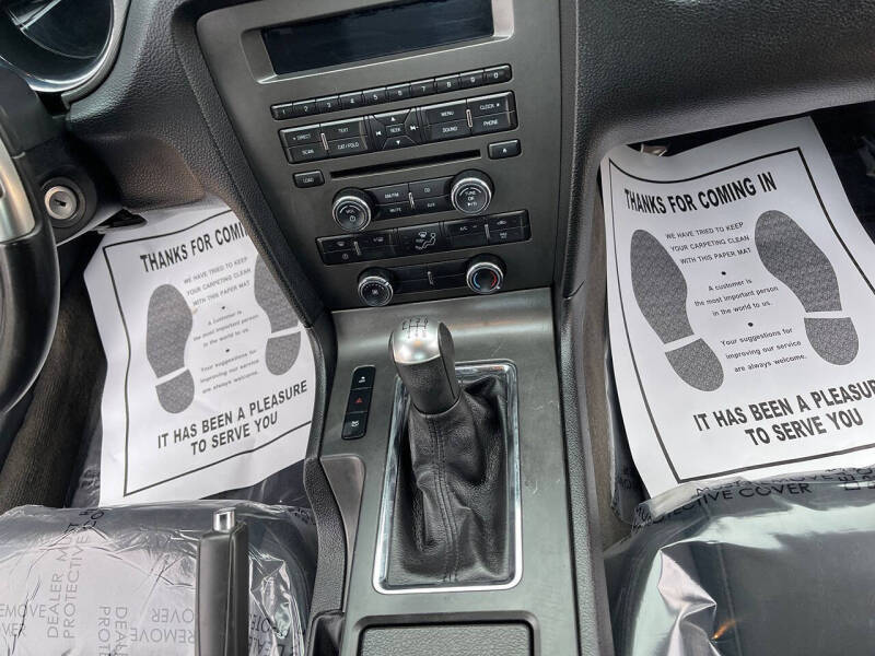 2014 Ford Mustang V6