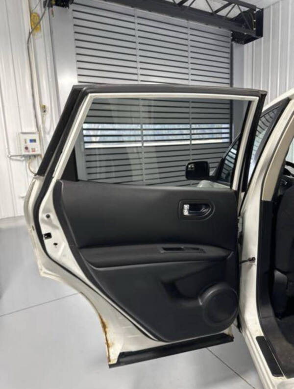 2010 Nissan Rogue S Krom