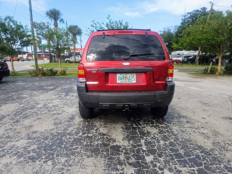 2005 Ford Escape XLT