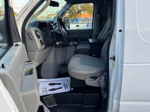 2013 Ford E-Series E-250