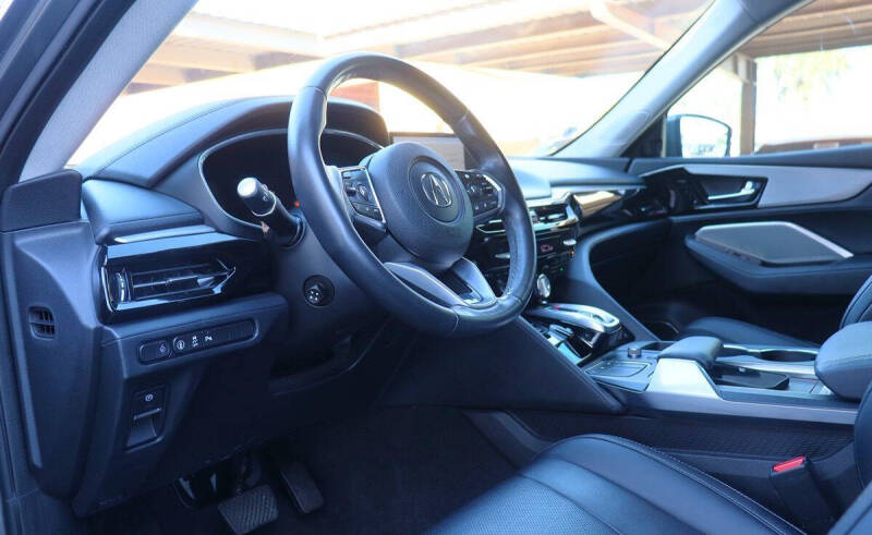 2023 Acura MDX w/Tech