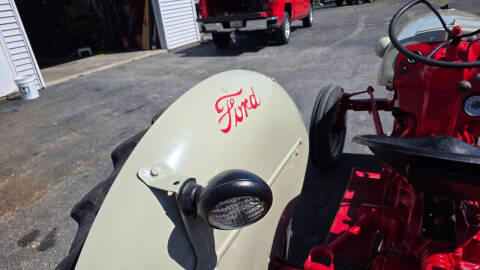 1952 Ford 8N Tractor