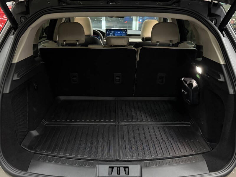 2025 Lincoln Corsair Premiere