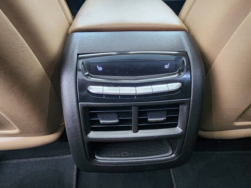 2017 Cadillac XT5 Platinum