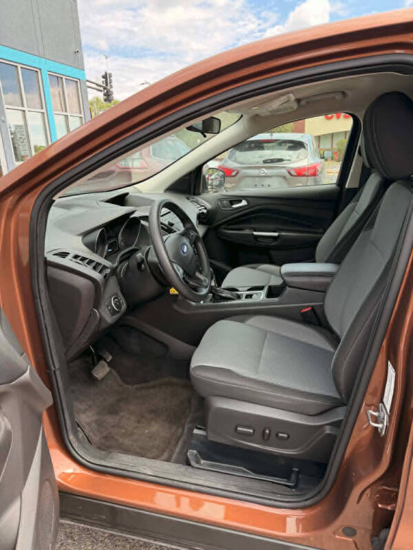 2017 Ford Escape SE