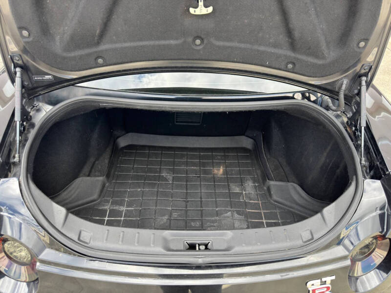 2013 Nissan GT-R Premium