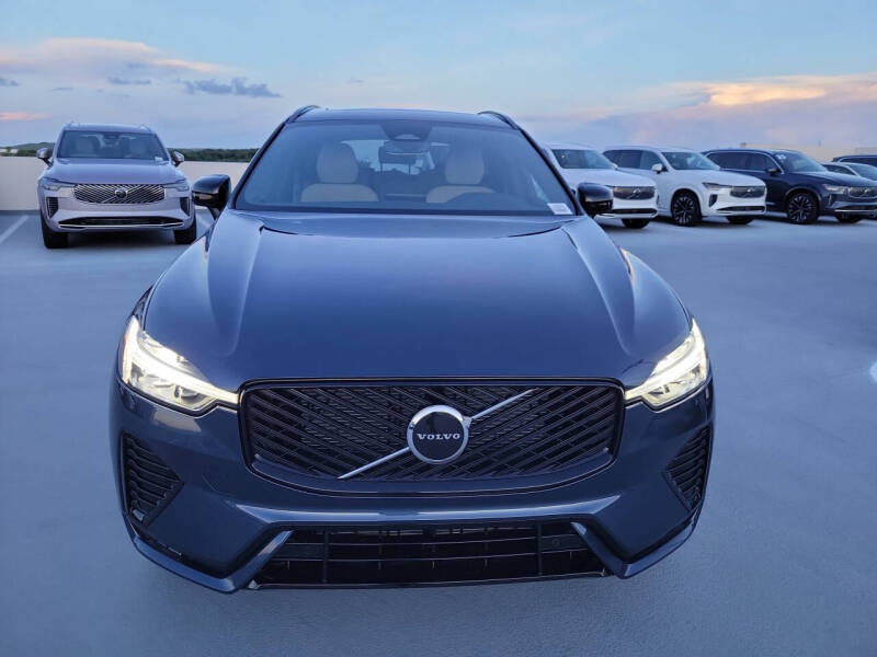 2026 Volvo XC60 B5 Core