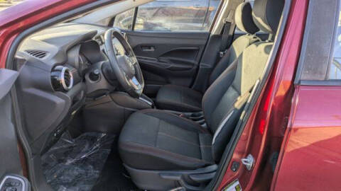 2020 Nissan Versa SR