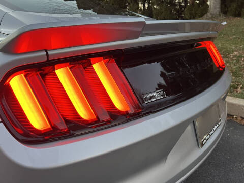 2015 Ford Mustang V6