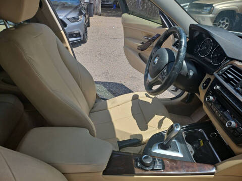 2015 BMW 3 Series 328i