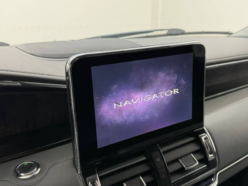 2019 Lincoln Navigator L Select