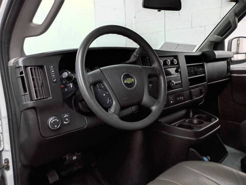 2017 Chevrolet Express 2500
