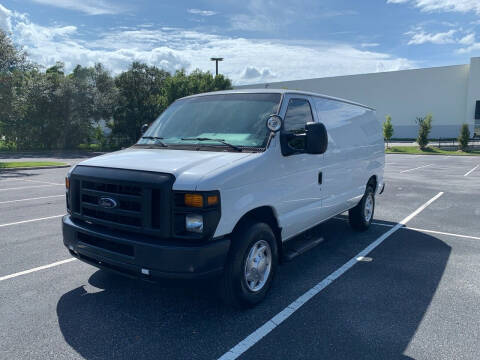 2013 Ford E-Series Cargo for sale at IG AUTO in Longwood FL