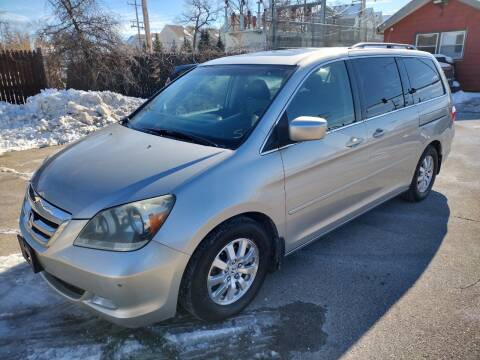 2005 Honda Odyssey for sale at GLOBAL AUTOMOTIVE in Grayslake IL