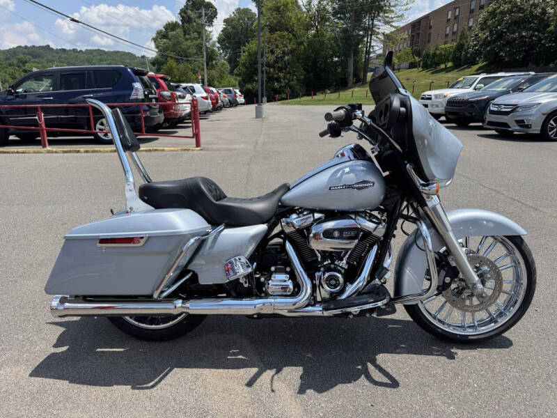 2023 Harley-Davidson Street Glide