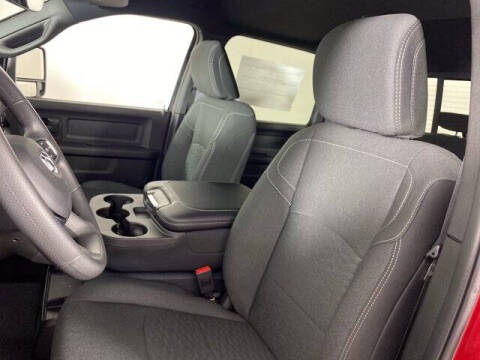 2026 RAM 2500 Black Express