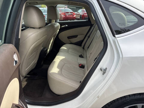 2012 Buick Verano Leather Group