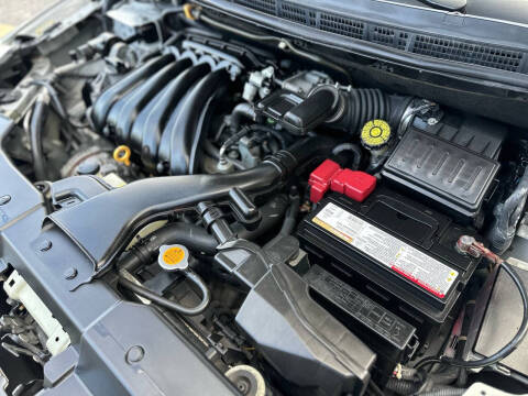 2012 Nissan Versa 1.8 S