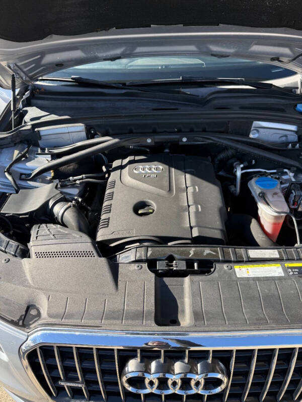 2016 Audi Q5 2.0T quattro Premium Plus