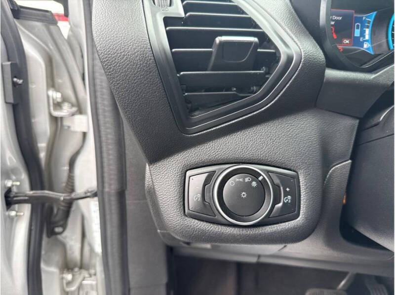 2017 Ford C-MAX Energi SE