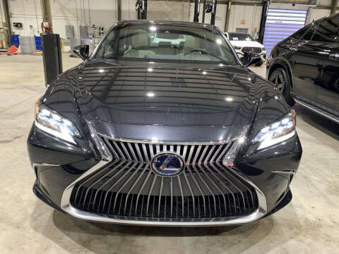 2021 Lexus ES 300h Ultra Luxury