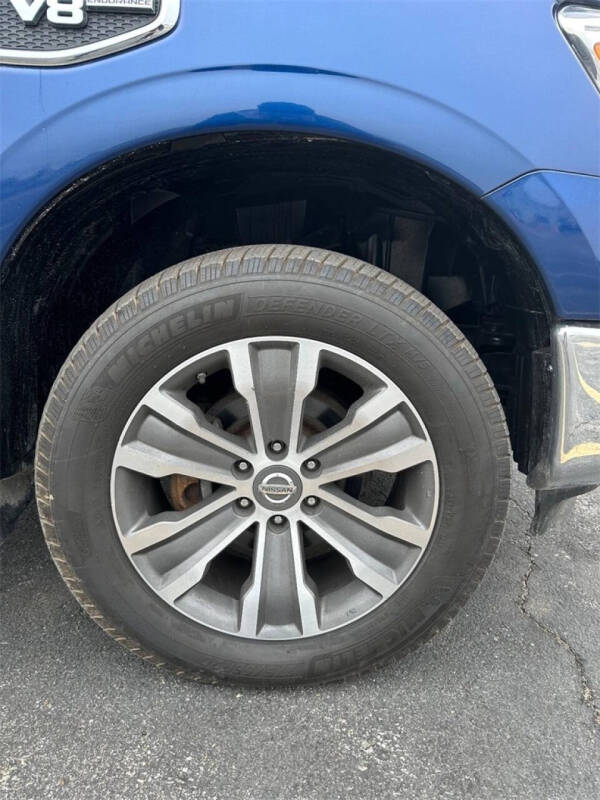 2017 Nissan Titan SL