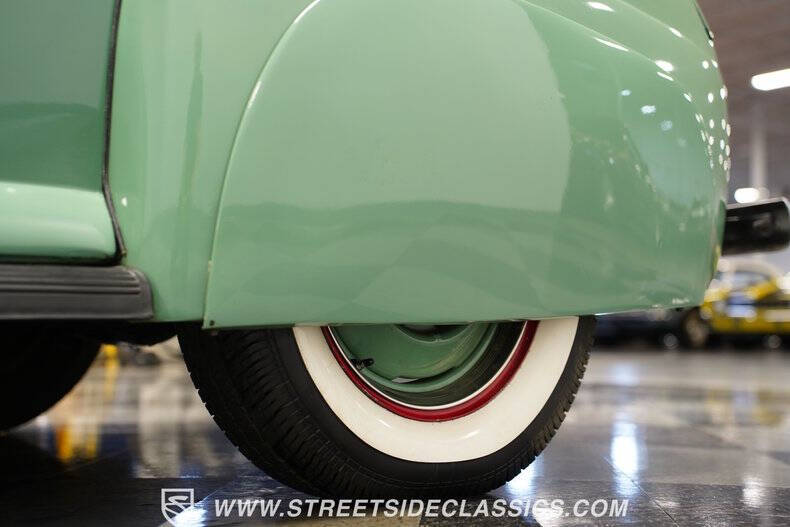 1941 Ford Super Deluxe