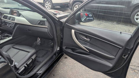 2015 BMW 3 Series 320i