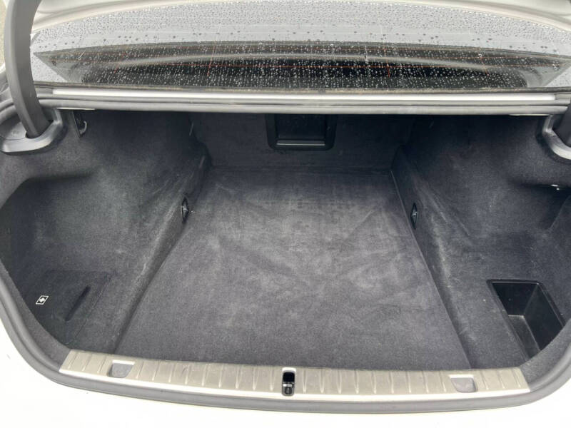 2022 BMW 7 Series 740i