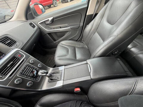 2015 Volvo V60 T5 Drive-E Premier Plus