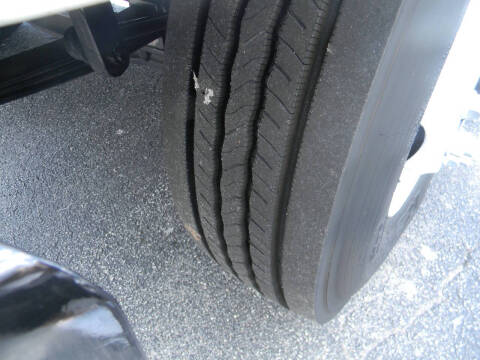 2014 Freightliner M2 106