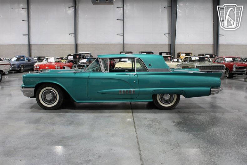 1958 Ford Thunderbird