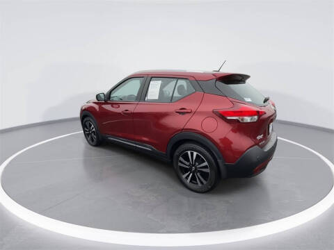 2020 Nissan Kicks SR