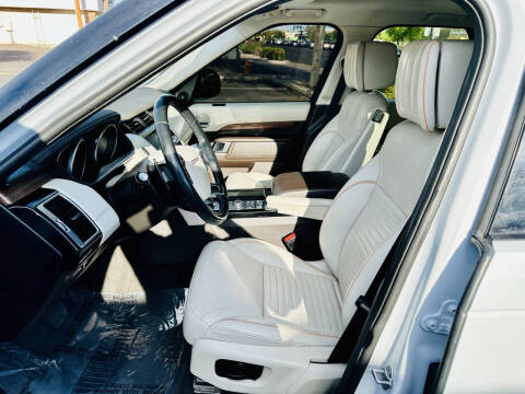 2017 Land Rover Discovery HSE Luxury