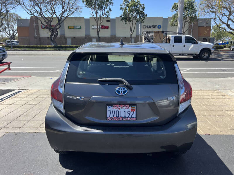 2016 Toyota Prius c