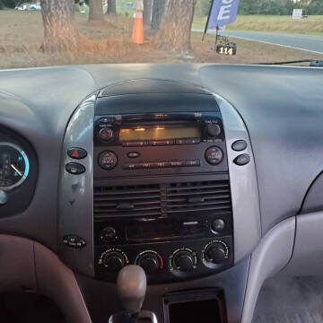 2009 Toyota Sienna CE 7-Passenger