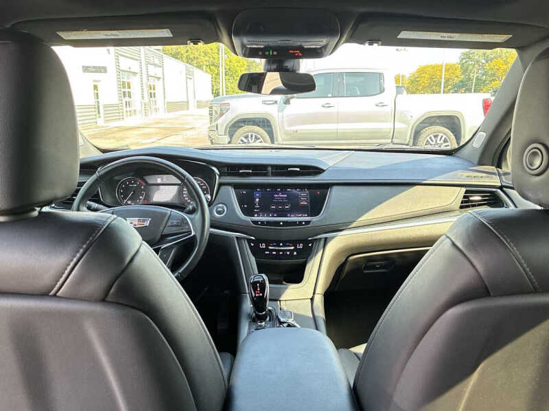 2020 Cadillac XT5 Premium Luxury