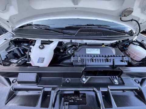 2022 Chevrolet Express 2500