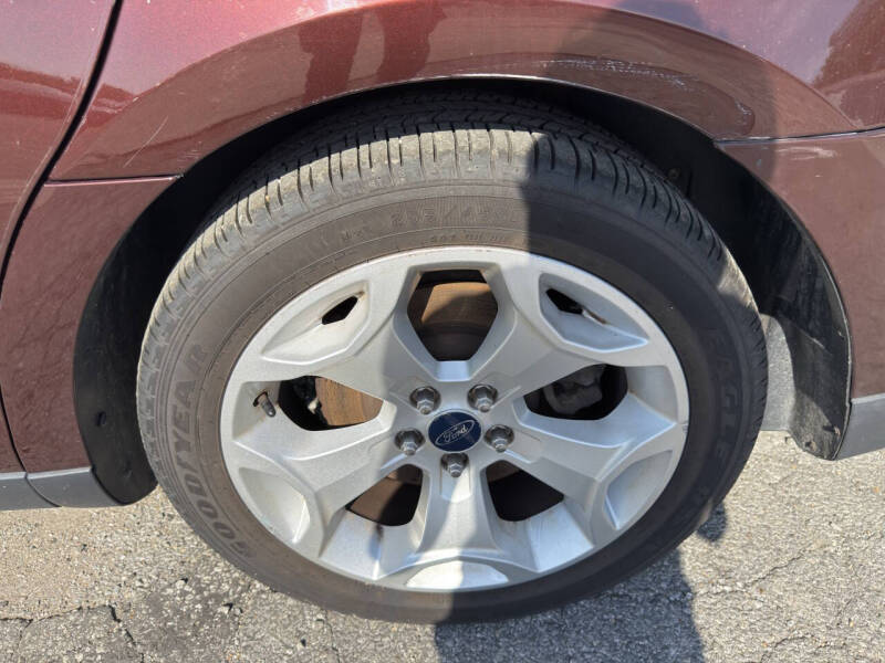 2012 Ford Taurus SEL