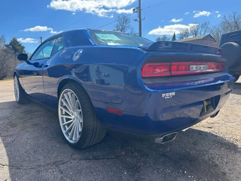 2012 Dodge Challenger SXT