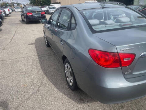 2010 Hyundai Elantra Blue