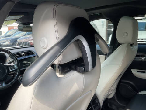 2019 Jaguar F-PACE S