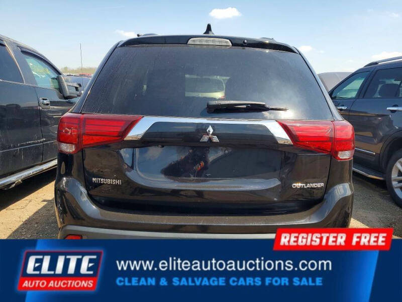 2017 Mitsubishi Outlander SE