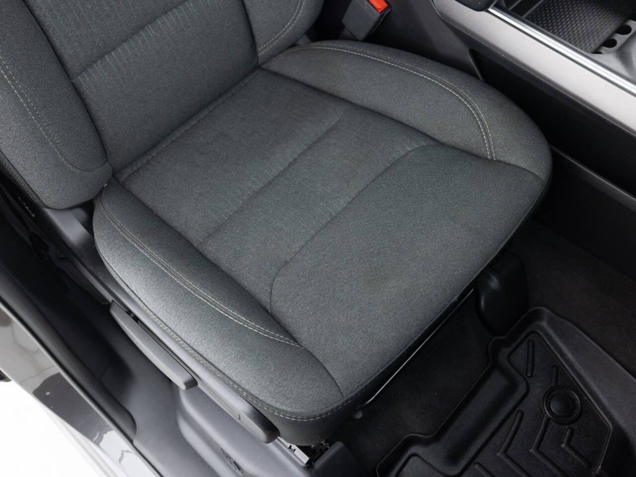 Used Car 2020 Ram 1500  Big Horn 4x4 4dr Crew Cab 5.6 Ft. Sb Pickup For Sale Under $30,000 In Coal City, Illinois