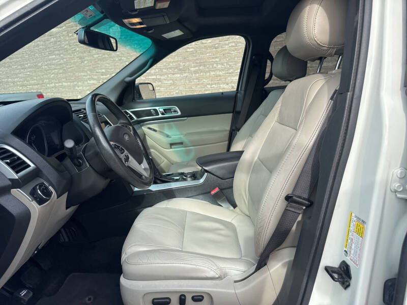 2011 Ford Explorer XLT